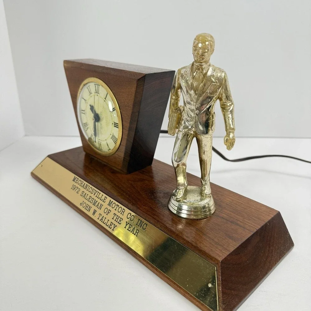 Automotive Salesmen of the Year Award 1972 Desk Clock Trophy WORKS